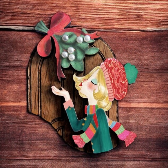 laliblue Jewelry - Kiss Me Under The Mistletoe LaliBlue Blonde Christmas Brooch Pin